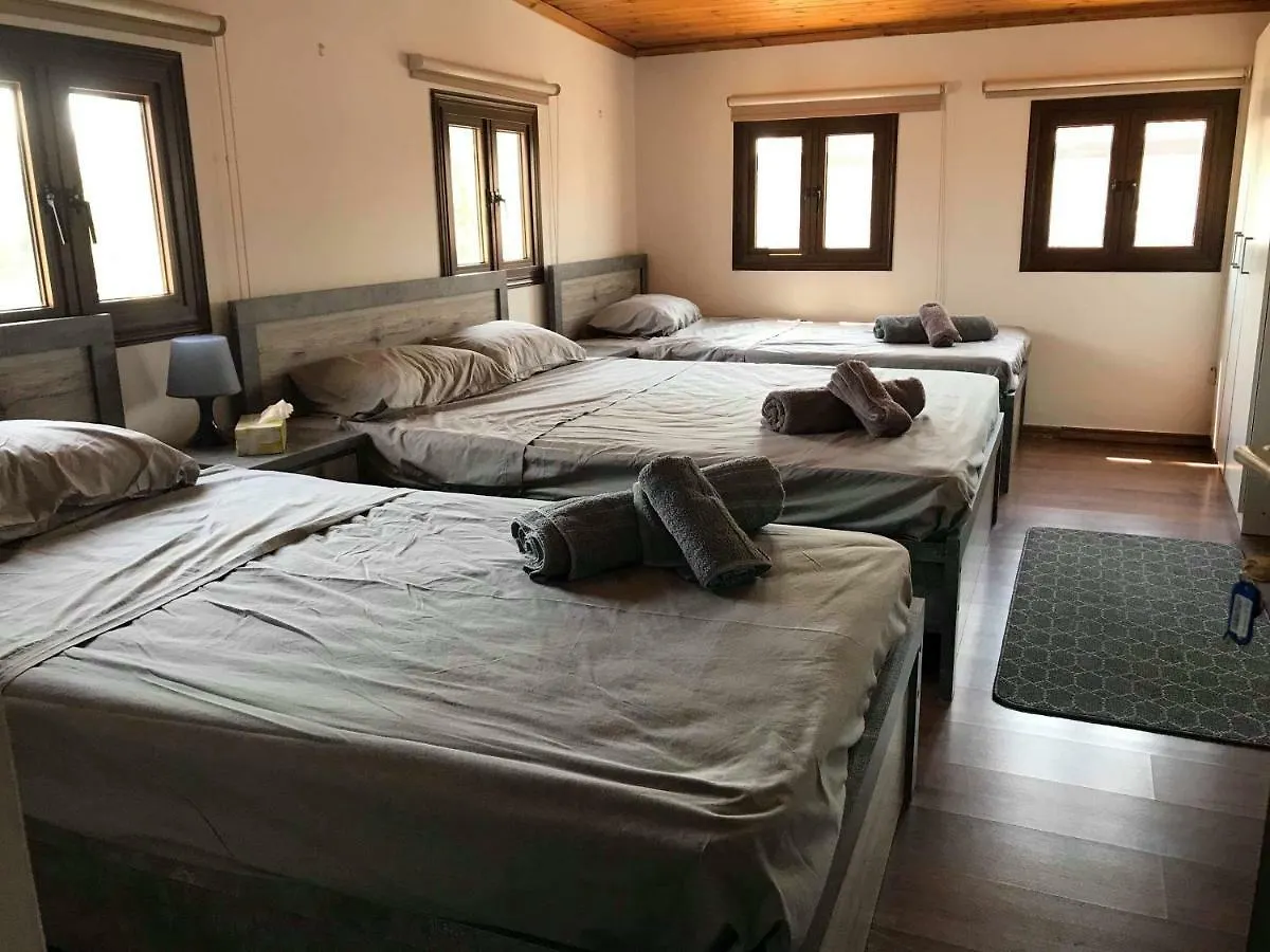 ** Гостевой дом Town Centre Suites Ларнака Кипр